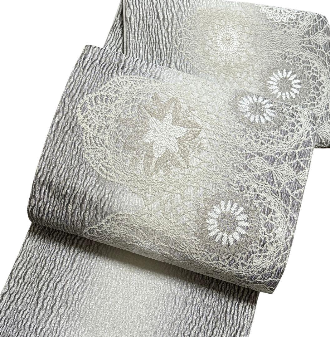 AA11袋帯 大太鼓 レース花柄　変わり織　ループ織　銀と銀通　正絹 美品 着物