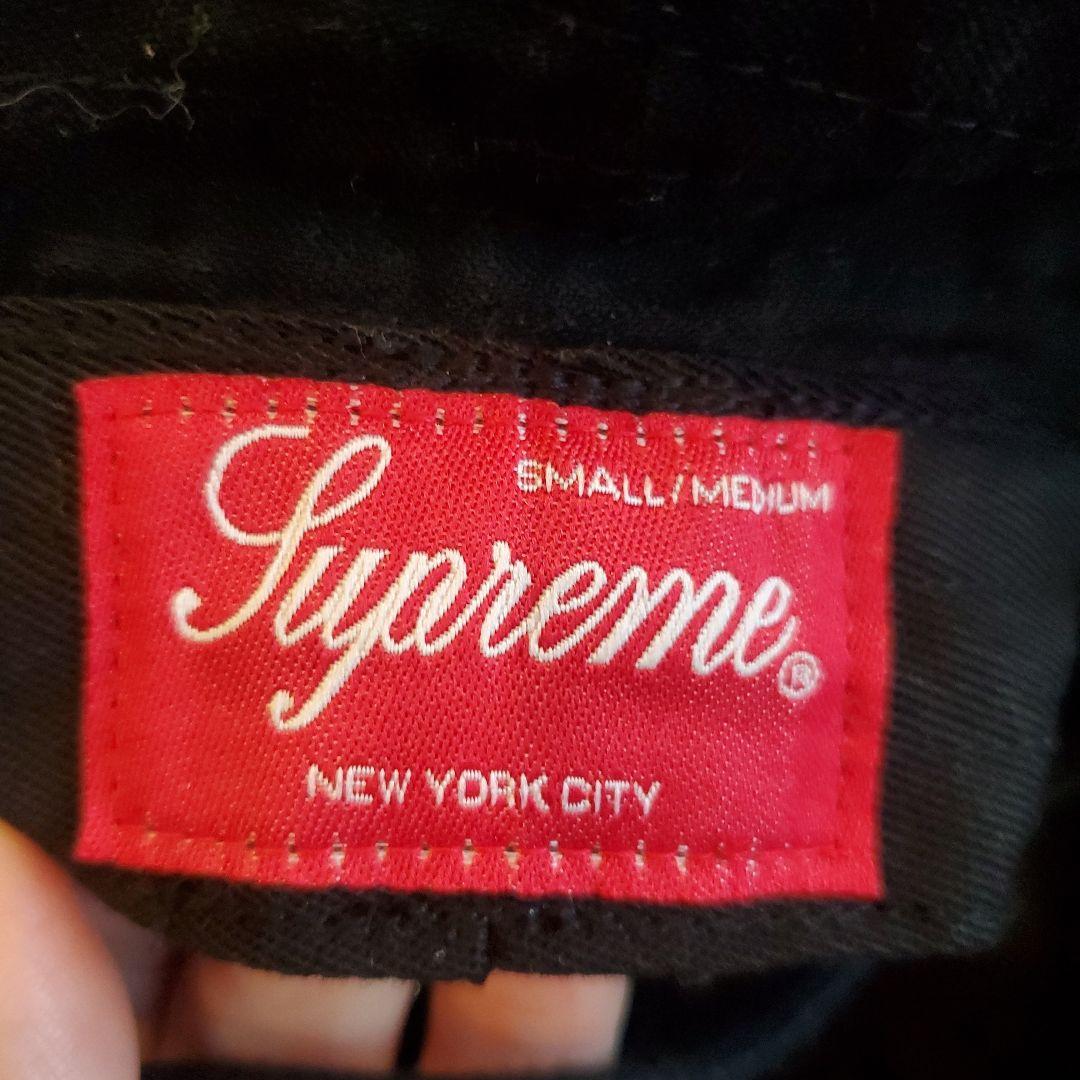 Supreme バケハ