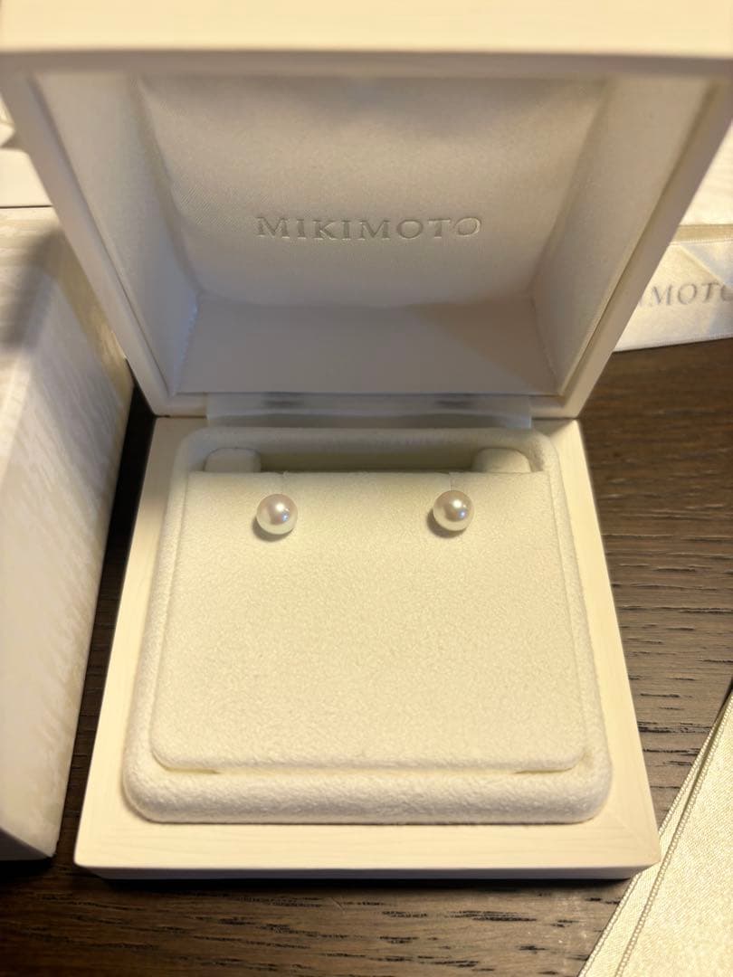 MIKIMOTO 真珠スタッドピアス 6.5mm
