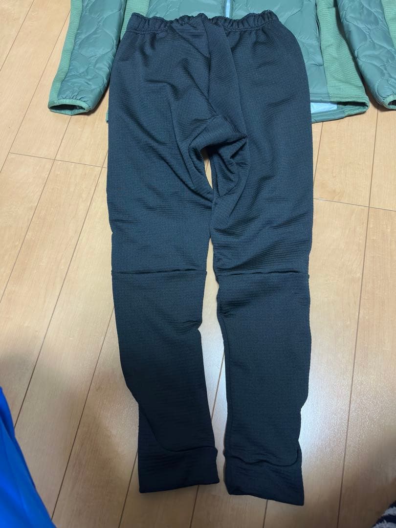 ATHLETA 中綿　ジャケット　パンツ　セットアップ　裏起毛