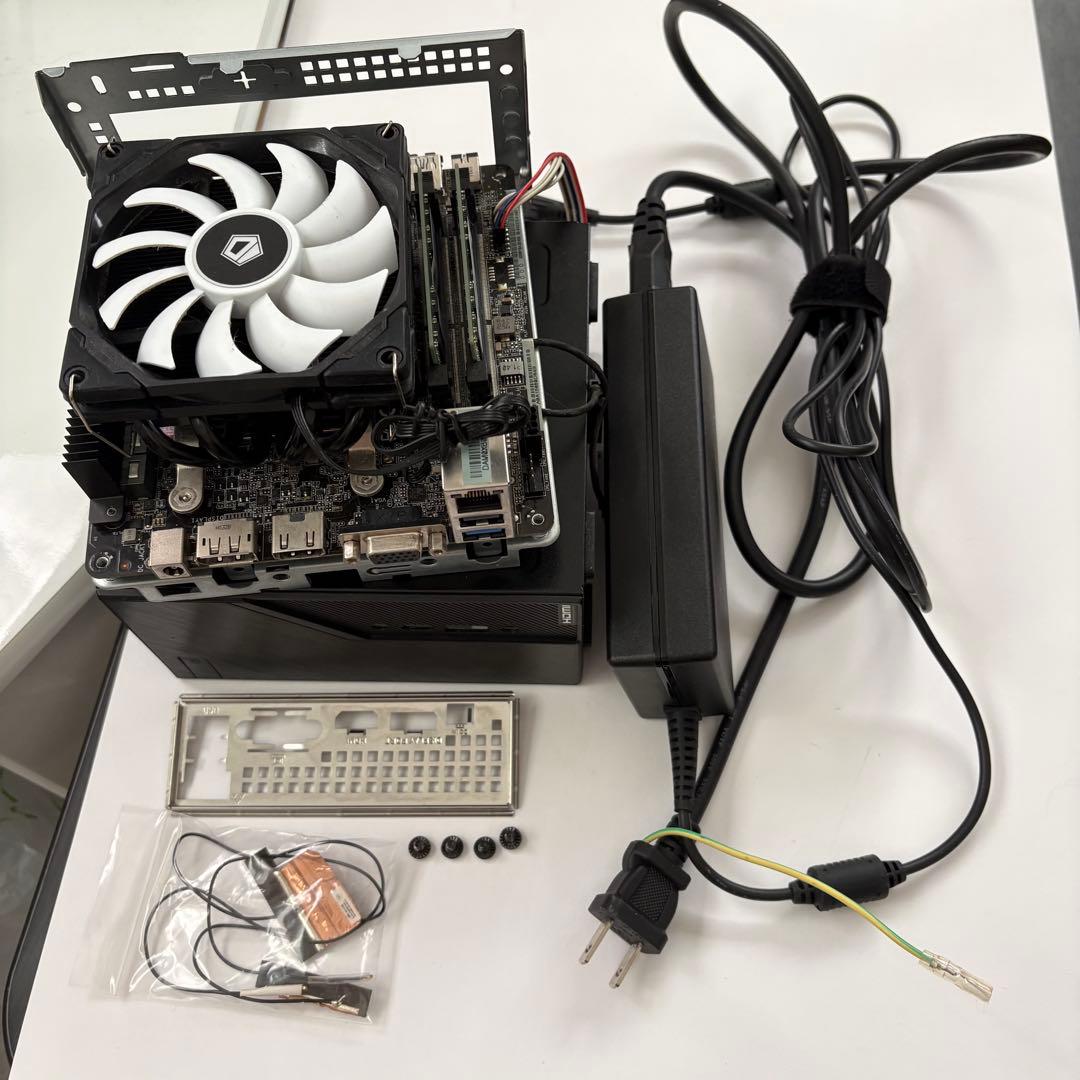 ASRock X300 (DDR4 16GB, CPU付き)