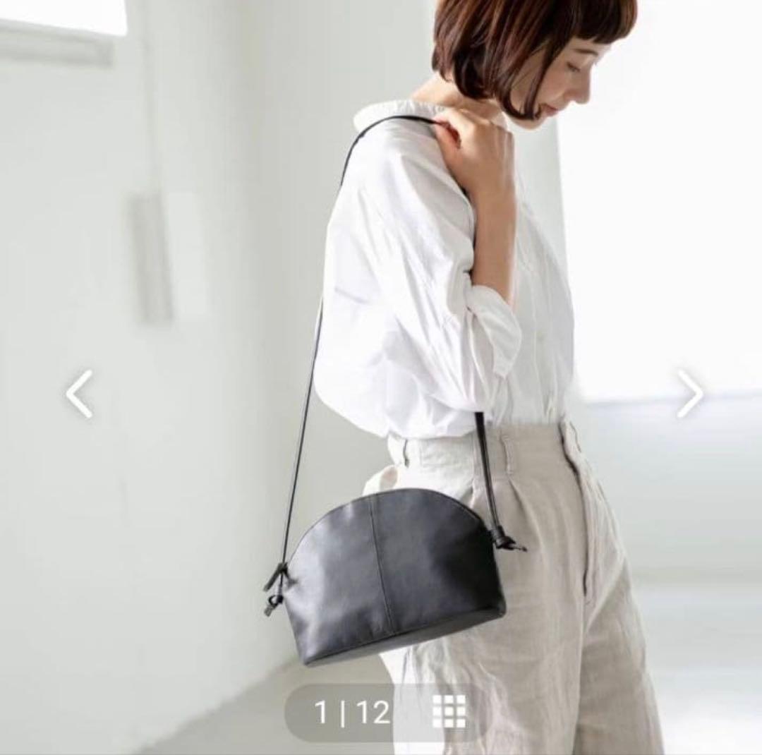 美品　北欧暮らしの道具店　撥水レザーショルダーバッグ　ブラック