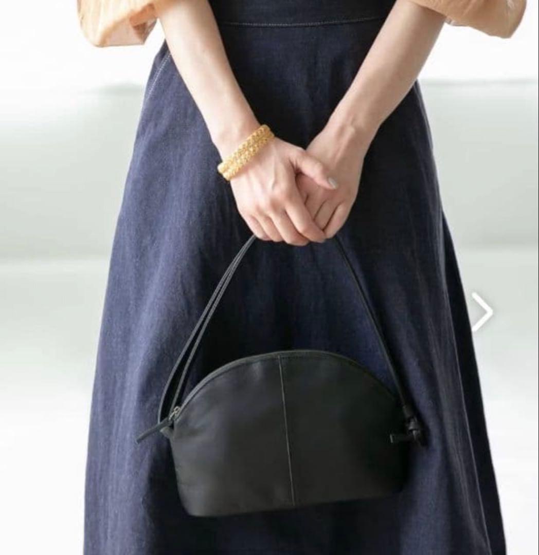 美品　北欧暮らしの道具店　撥水レザーショルダーバッグ　ブラック