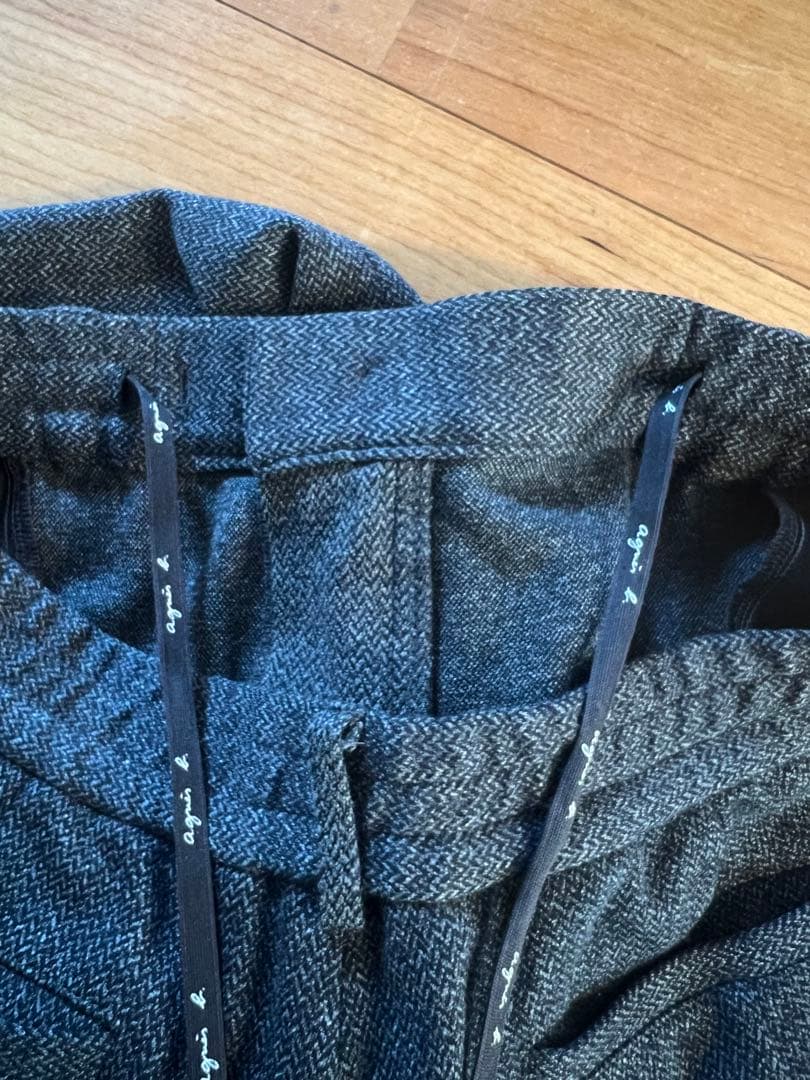 アニエス・ベーのスーツ