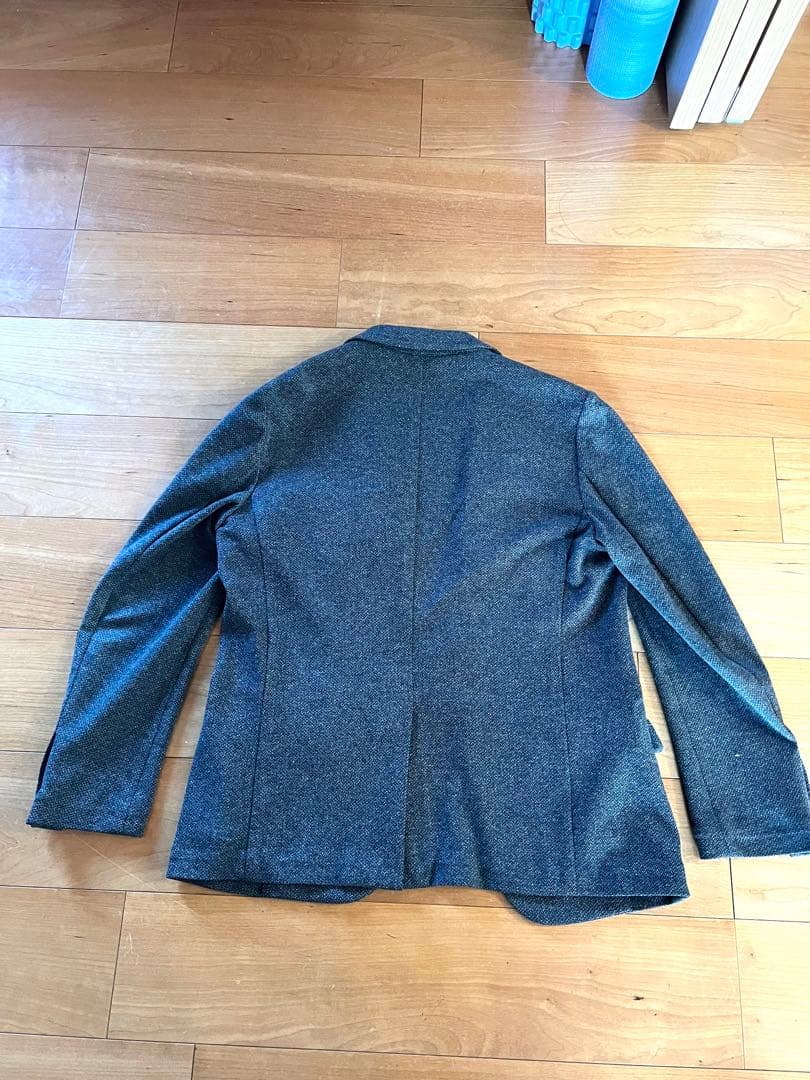 アニエス・ベーのスーツ