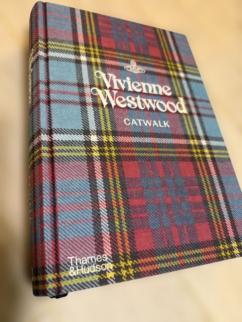 最終値下げVivienne Westwood catwalk写真集