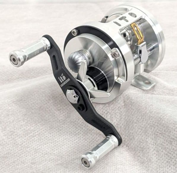 ヒ*タ様 Megabass×DAIWA MONOBLOCK 100XR RH