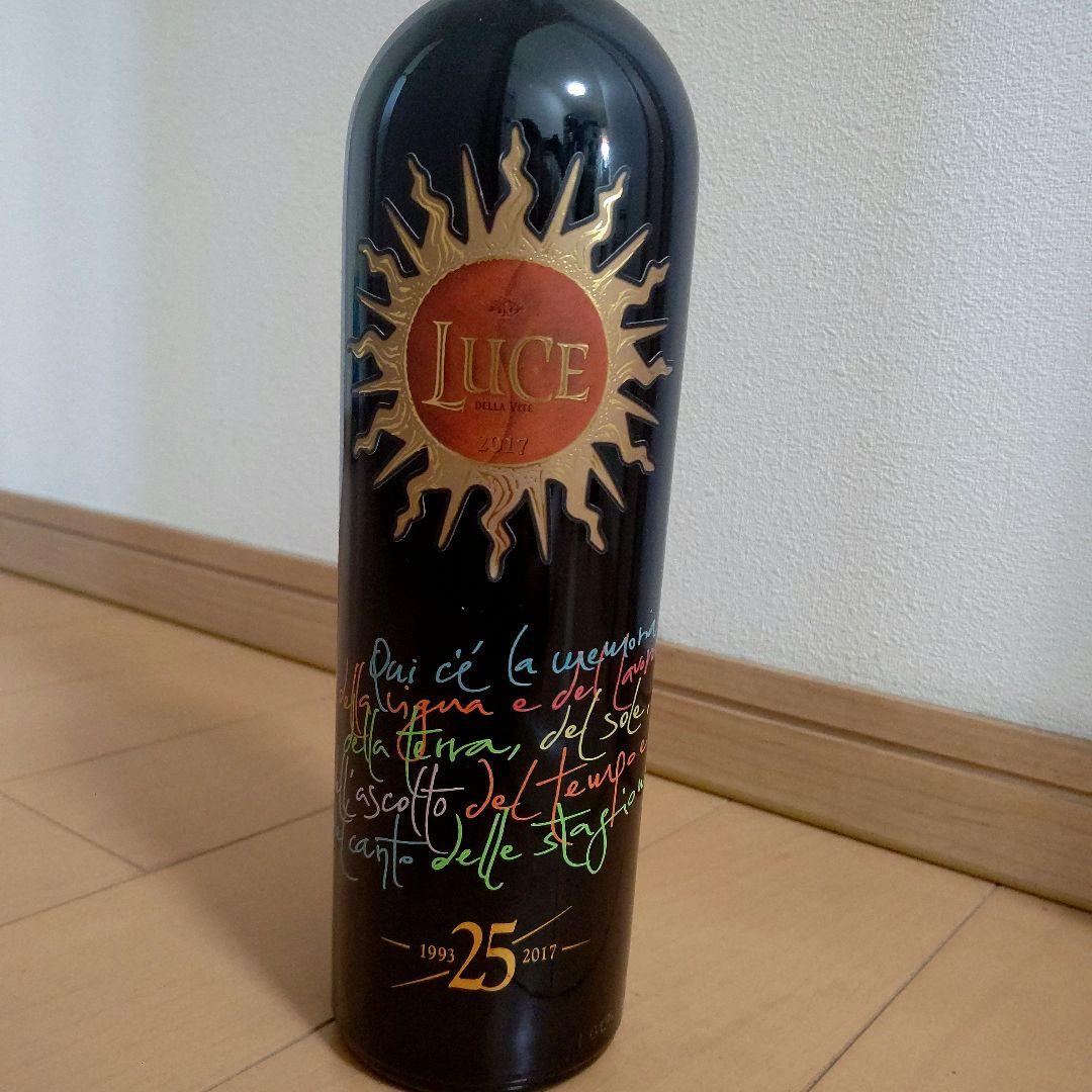 テヌータ ルーチェ ルーチェ デッラ ヴィーテ 2017 25周年記念ラベル