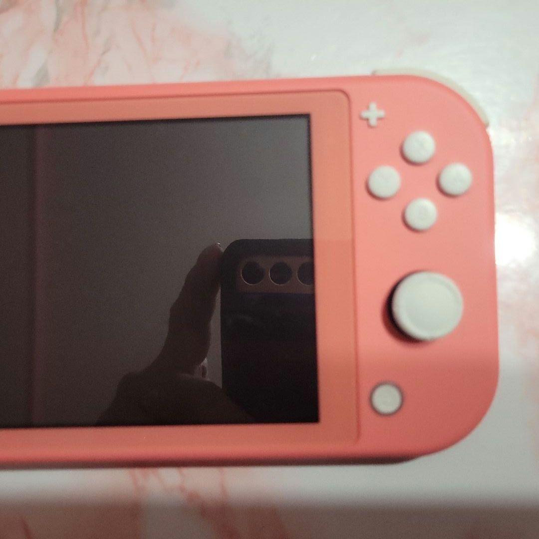 Nintendo　Switch　Lite　コーラルピンク　アダプターとカバー注意