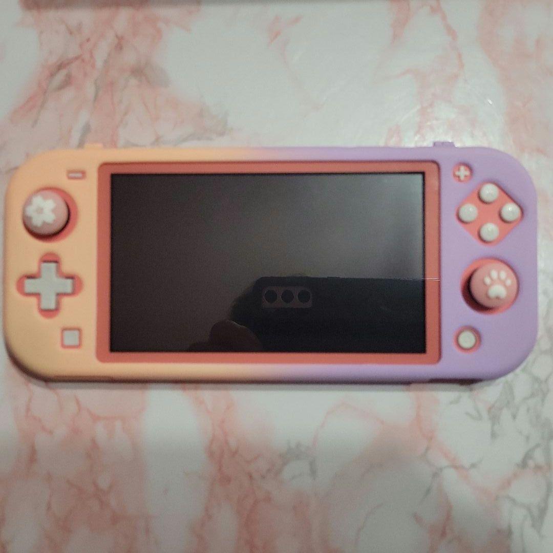 Nintendo　Switch　Lite　コーラルピンク　アダプターとカバー注意