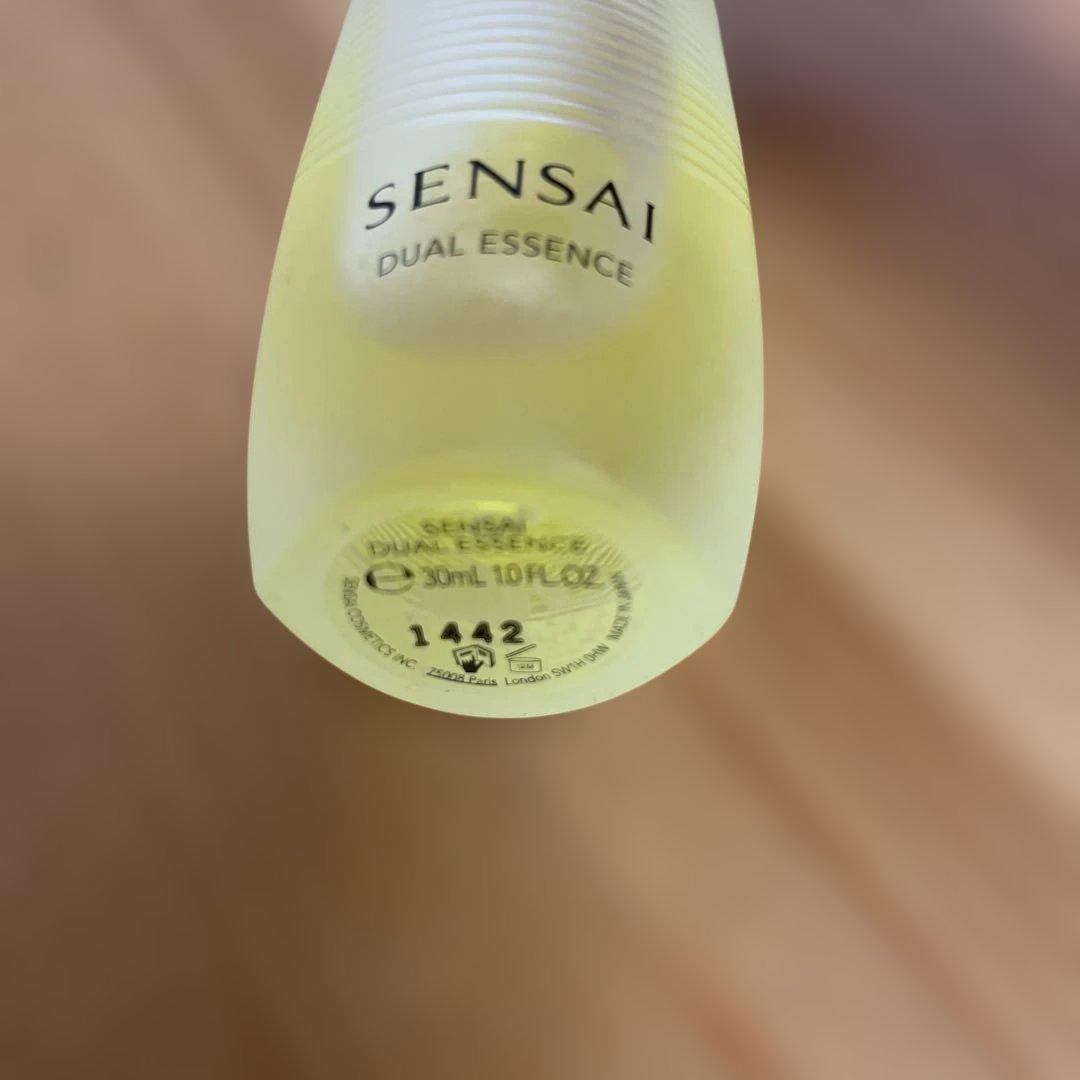 SENSAI DUAL ESSENCE 30ml 1回使用のみ