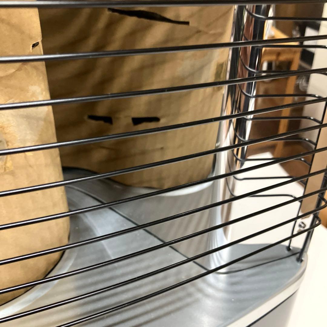 E76 【未使用】 コロナ RX-2211Y 石油ストーブ4L