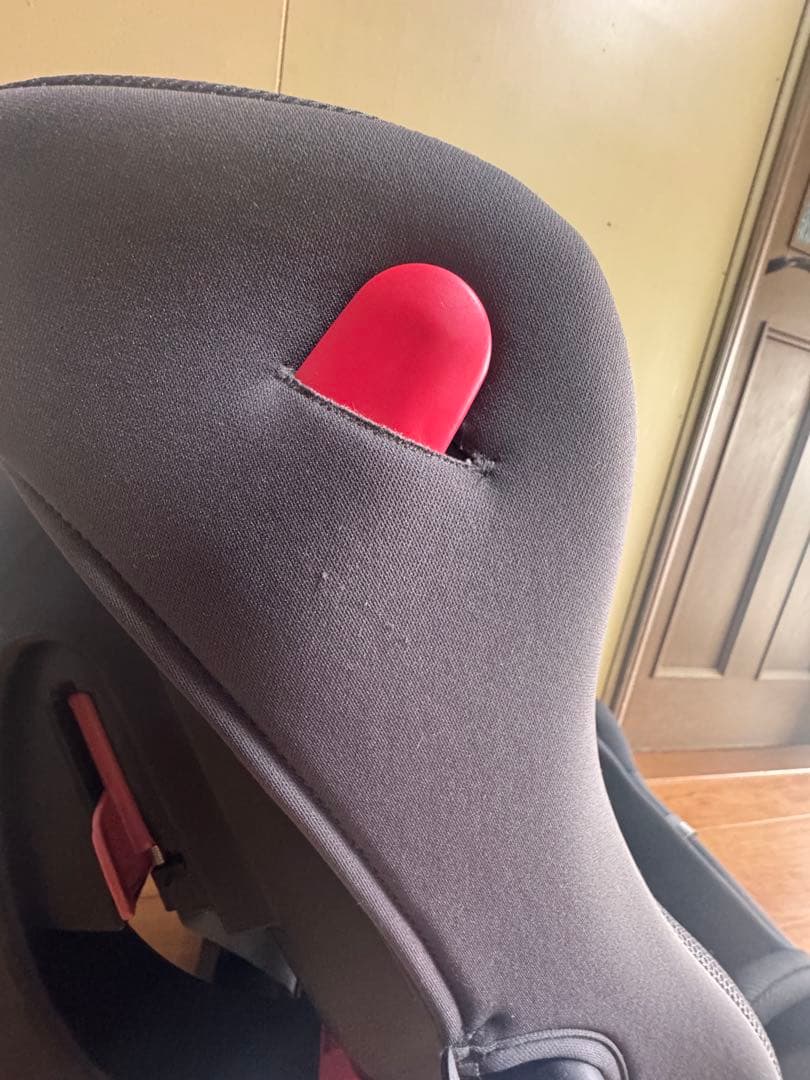 Combi コンビ ウィゴーロングHI　チャイルドシート