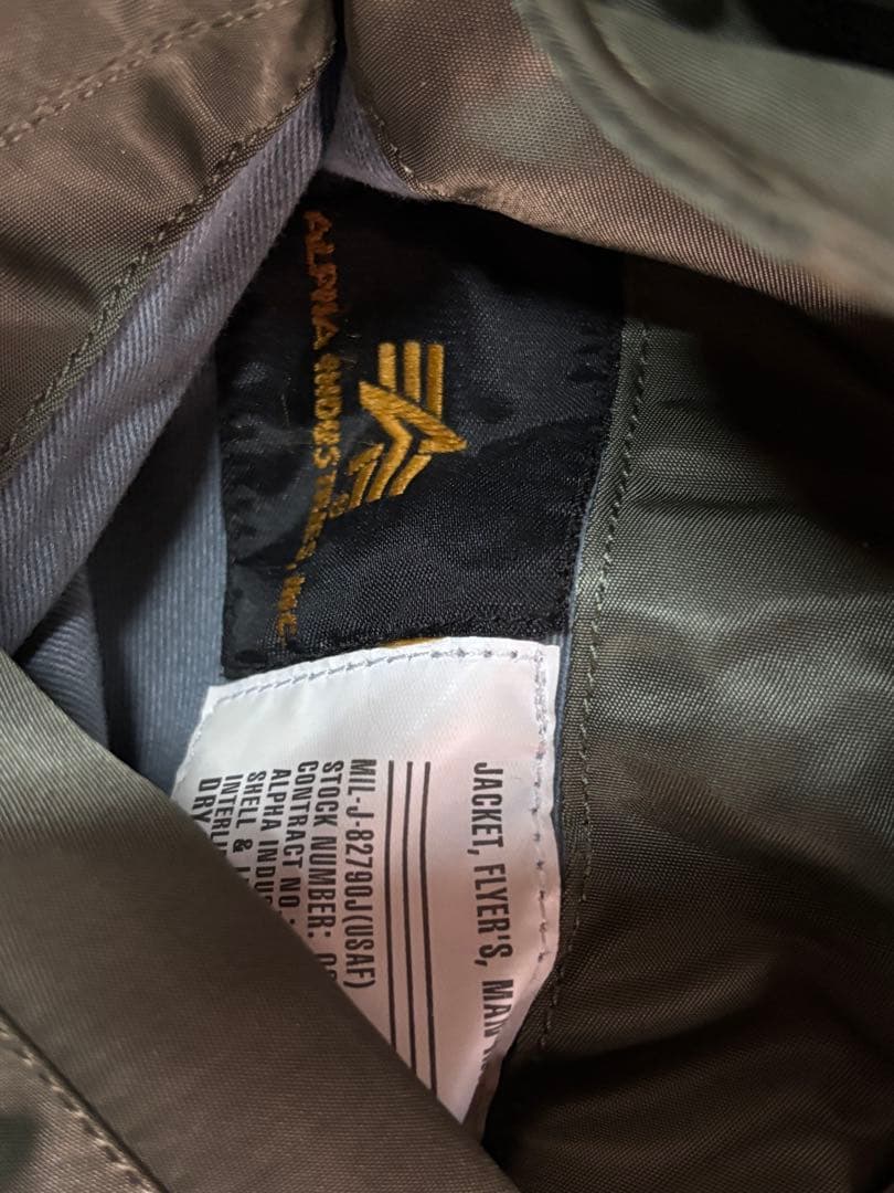 アルファ　MA-1ジャケット オリーブグリーン