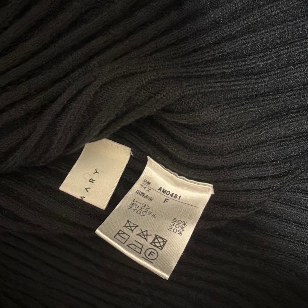 andmary オフショルダーリブニットワンピース