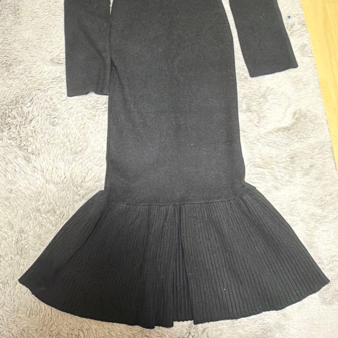 andmary オフショルダーリブニットワンピース