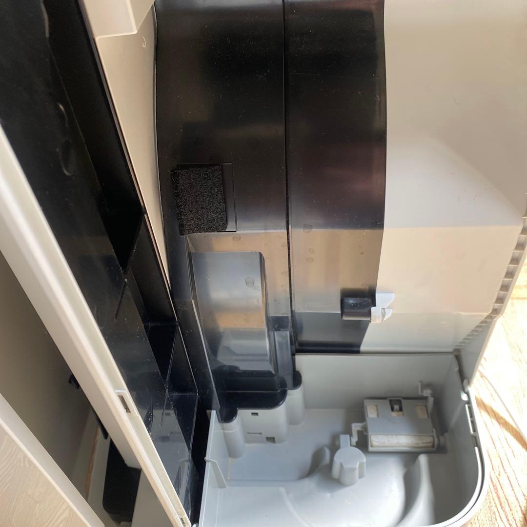 ダイキン　除湿機 MCK70UES-W ホワイト　2017年製