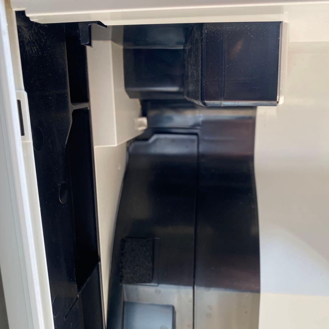 ダイキン　除湿機 MCK70UES-W ホワイト　2017年製