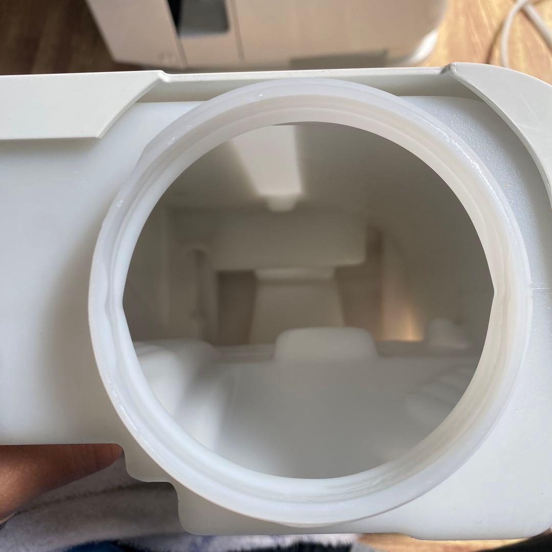 ダイキン　除湿機 MCK70UES-W ホワイト　2017年製