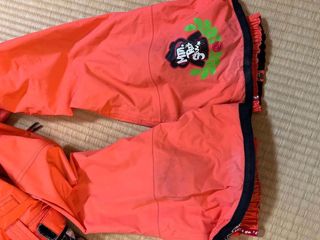 マウンテンロックスター　スノーボードウェア