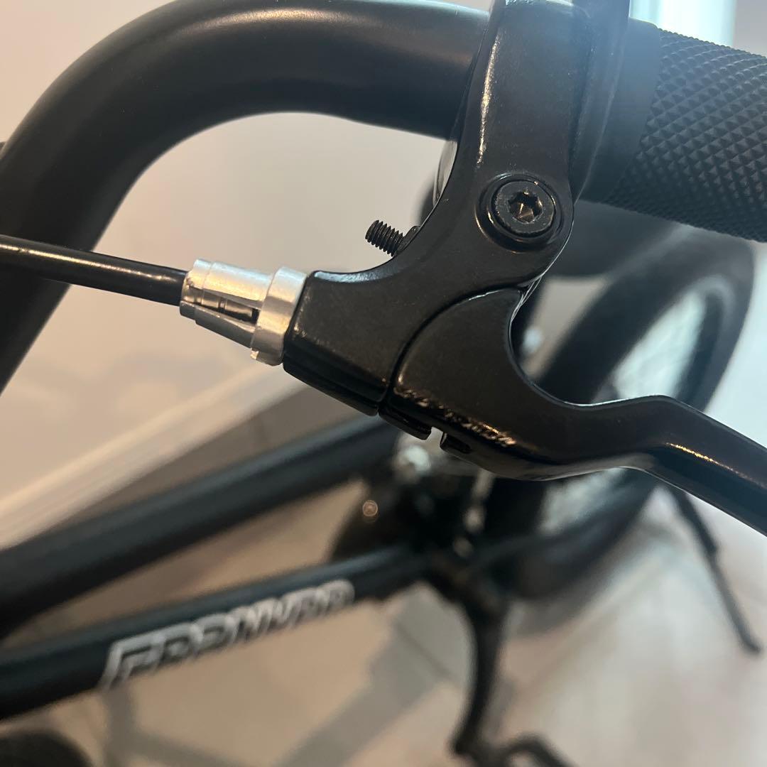 Cranker 16インチBMX自転車 ブラック