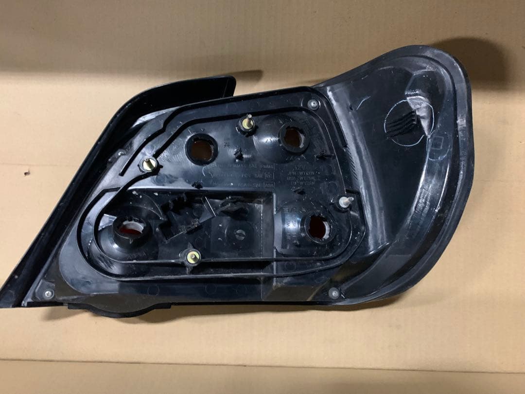 スバル　インプレッサ　GDB GDA 純正　テールランプ