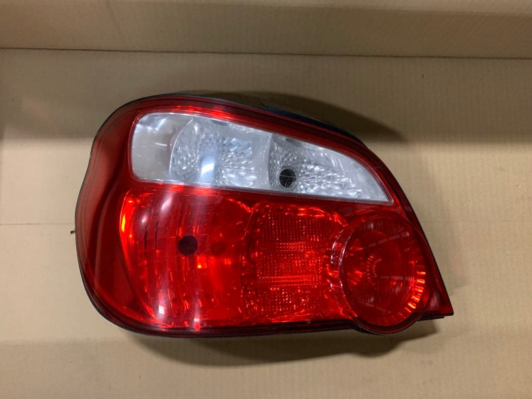 スバル　インプレッサ　GDB GDA 純正　テールランプ