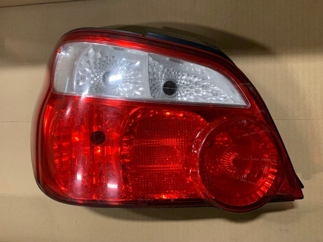 スバル　インプレッサ　GDB GDA 純正　テールランプ