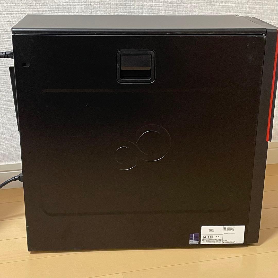富士通 CPU3.70GHz/SSD256GB+HDD2TB/メモリ32GB