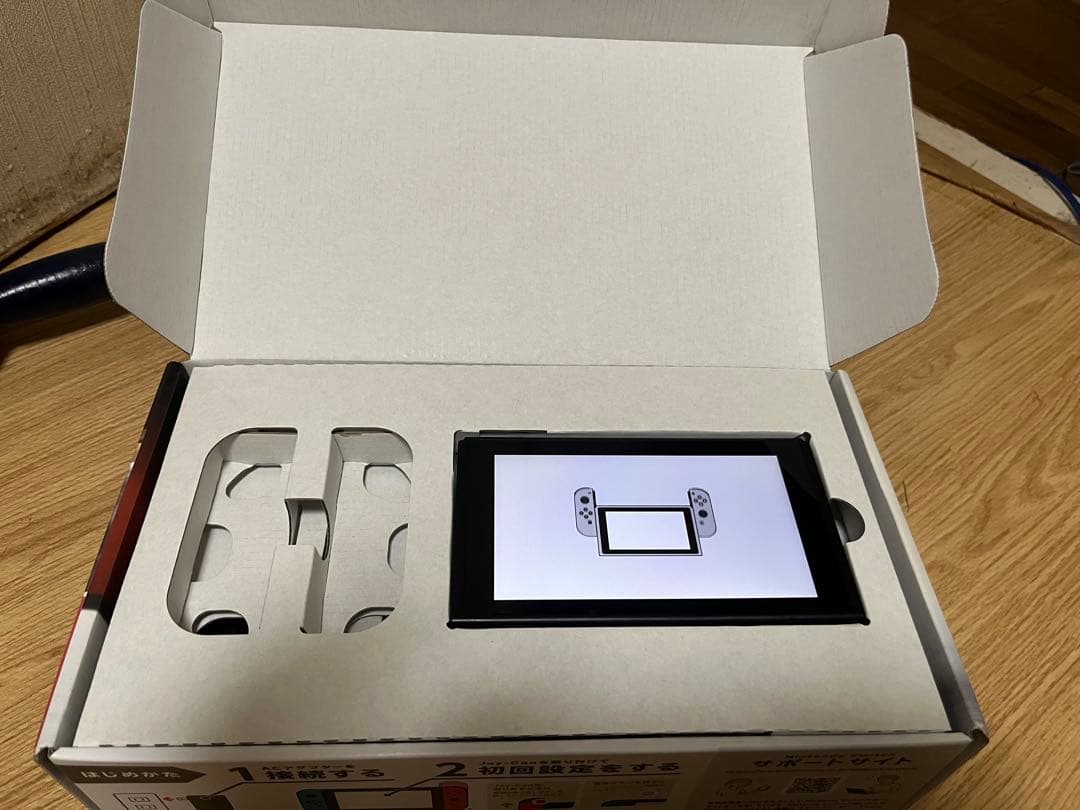 Nintendo Switch本体　Joy-Conなし