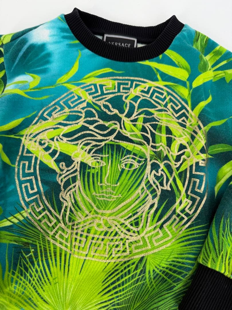 【定価10万中古】2点セット‼️ヴェルサーチ キッズ パーカー(サイズ：4歳)