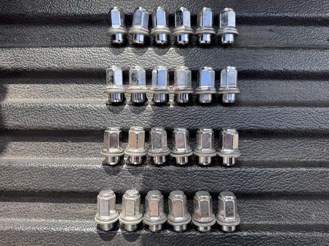 ハイラックス GUN125 純正 ホイール 4本 ハイエース ランクルプラド