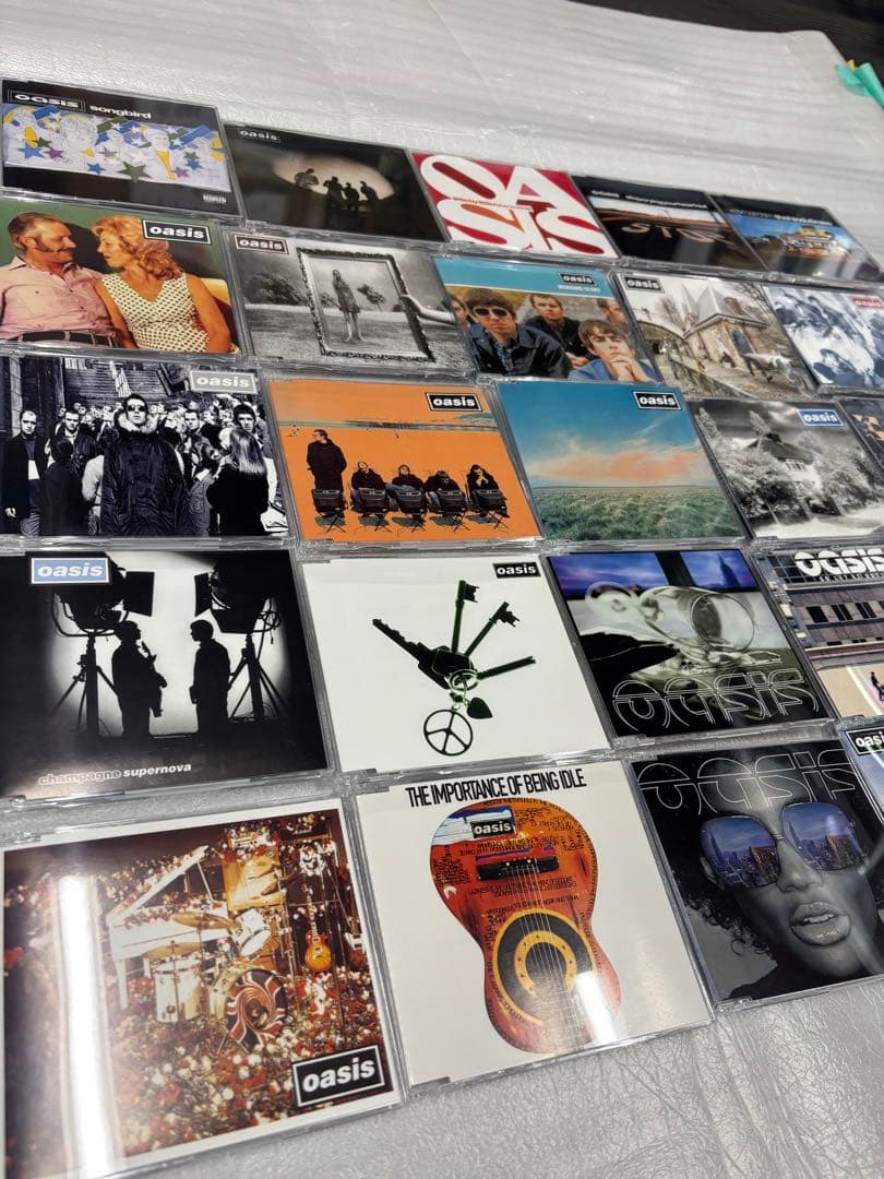 OASIS オアシス　コンプリート シングル コレクション '94-'05