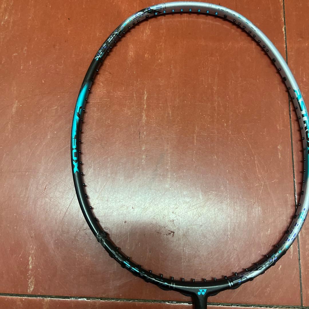 バドミントンラケット88Dプロ