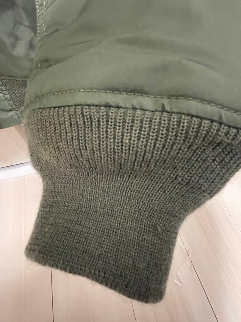 AVIREX MA-1ジャケット Mサイズ オリーブグリーン