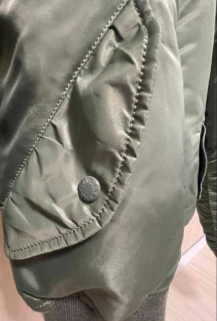 AVIREX MA-1ジャケット Mサイズ オリーブグリーン