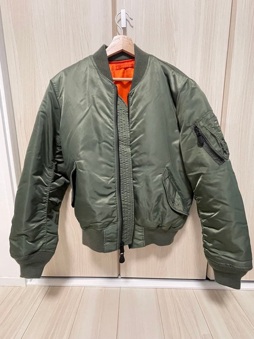 AVIREX MA-1ジャケット Mサイズ オリーブグリーン