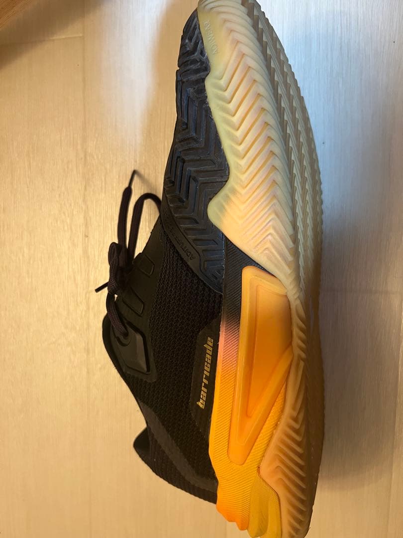 adidas バリケード オーロラブラック　27.0