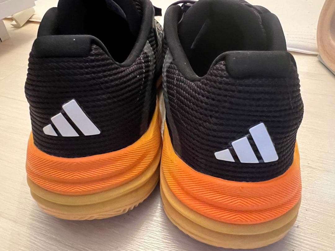 adidas バリケード オーロラブラック　27.0