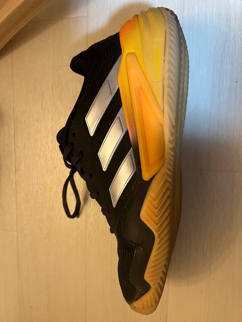 adidas バリケード オーロラブラック　27.0