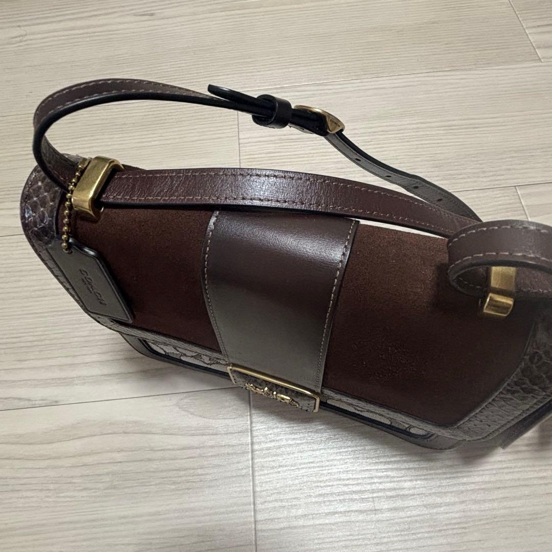 coach アリー　ショルダーバッグ　パイソン　ジャガード　スエード