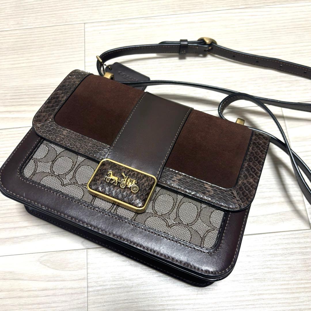 coach アリー　ショルダーバッグ　パイソン　ジャガード　スエード
