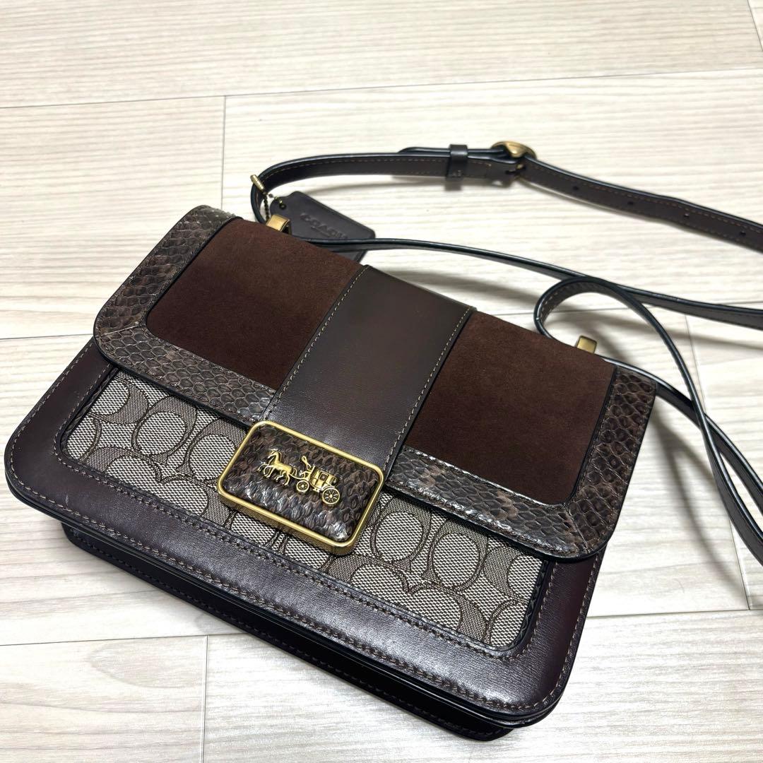 coach アリー　ショルダーバッグ　パイソン　ジャガード　スエード