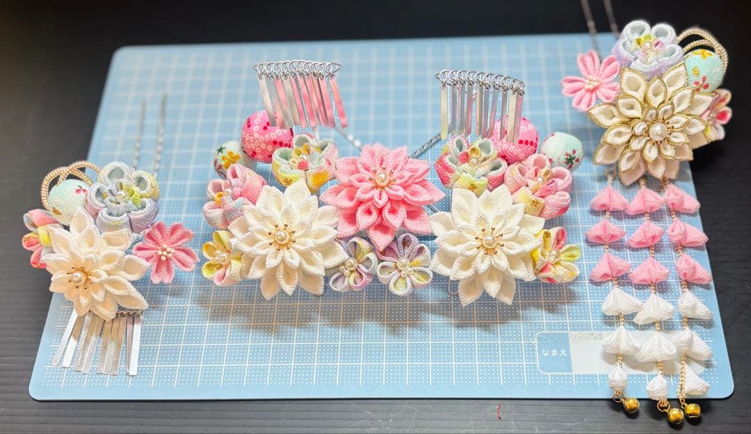 七五三髪飾りセット つまみ細工 パステルカラー 白色×桜色 7-32