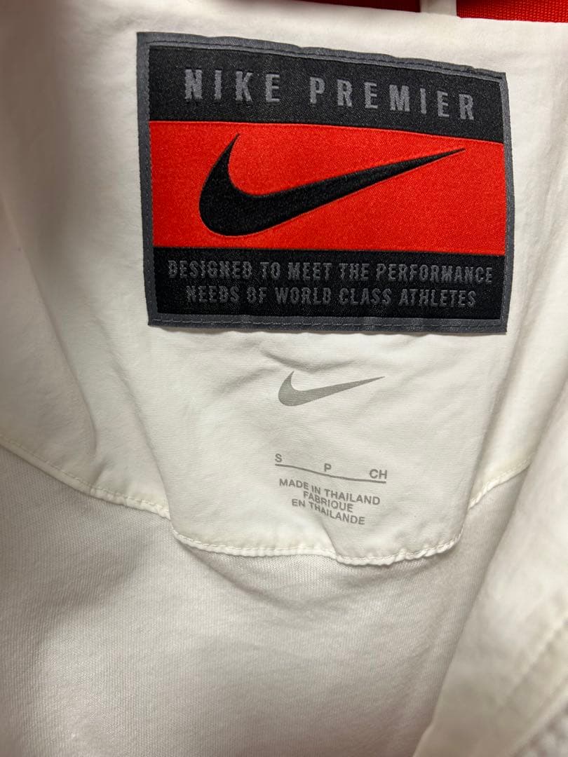 Nike Liverpool リバプール　ナイロンジャケット