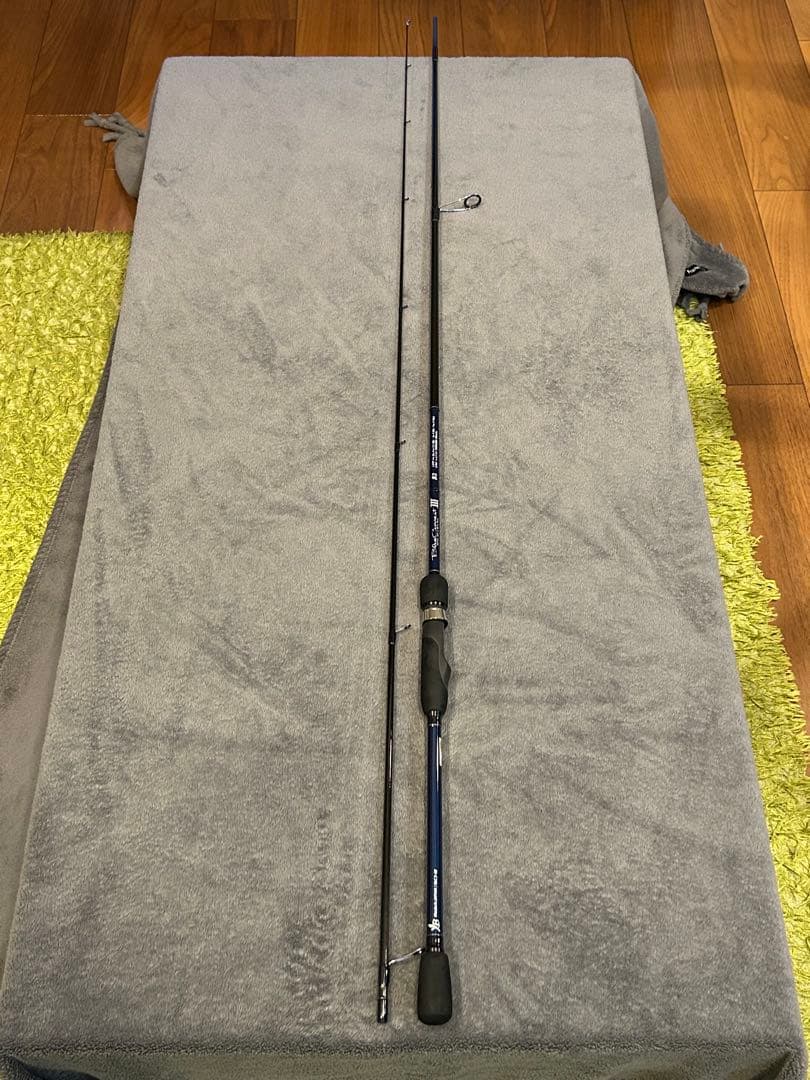 【送料込み・美品】ヤマガブランクス 22 ブルーカレント3 82