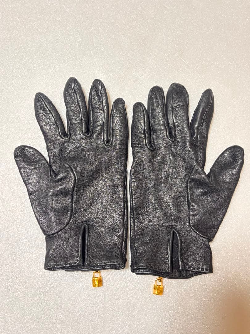 最終値下！正規品HERMES (エルメス) ケリーカデナチャームレザーグローブ