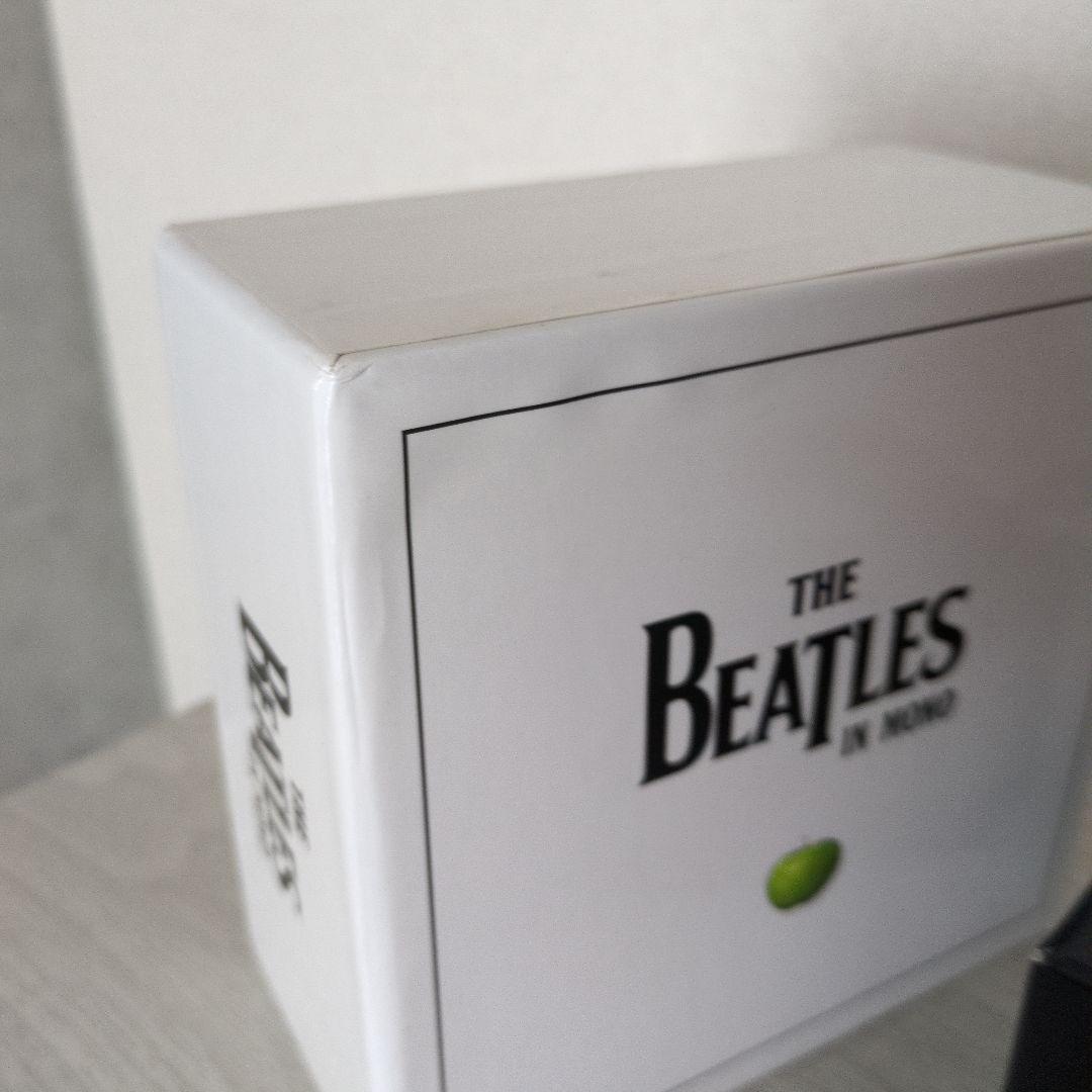 ビートルズインモノボックスとビートルズステレオUSBと紙ジャケ用帯。のセット。