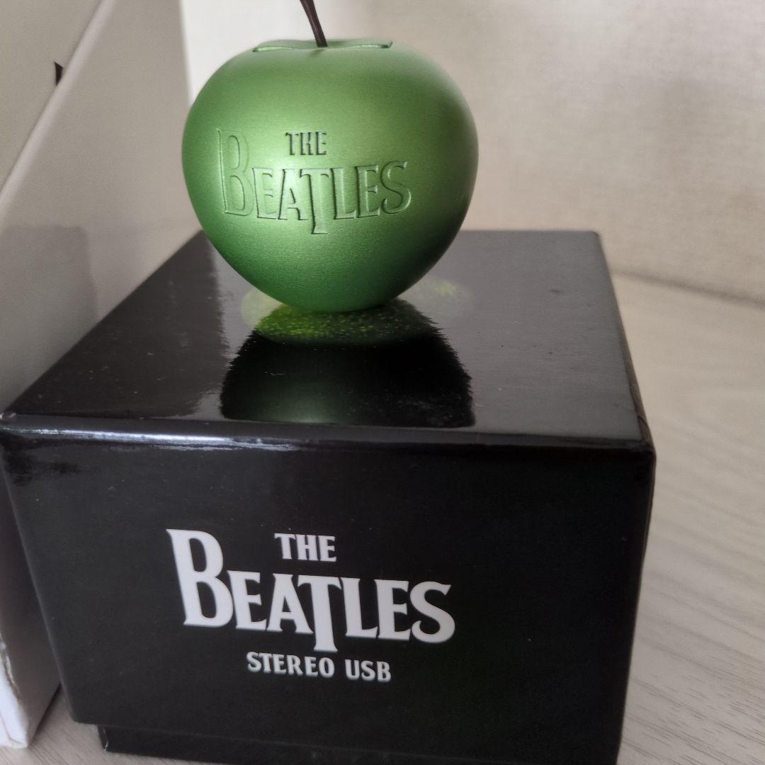 ビートルズインモノボックスとビートルズステレオUSBと紙ジャケ用帯。のセット。