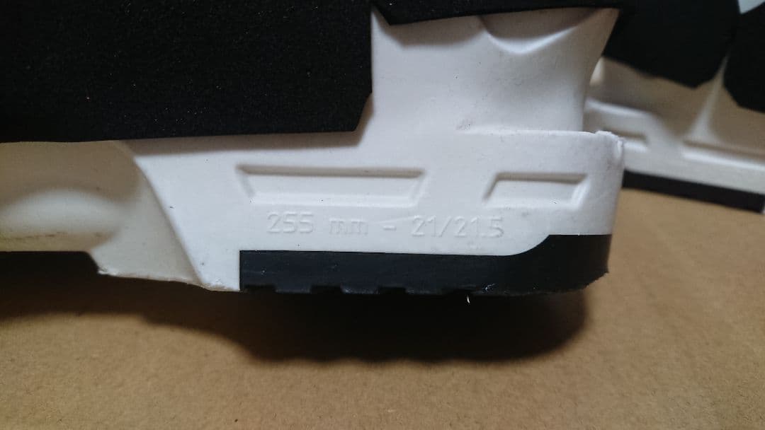 サロモン 21~21.5㎝ソール255㎜X-MAX 60T スキーブーツ保温加工